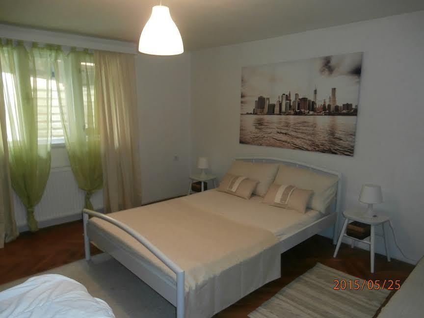 Apartments Paradiso ساموبور الغرفة الصورة